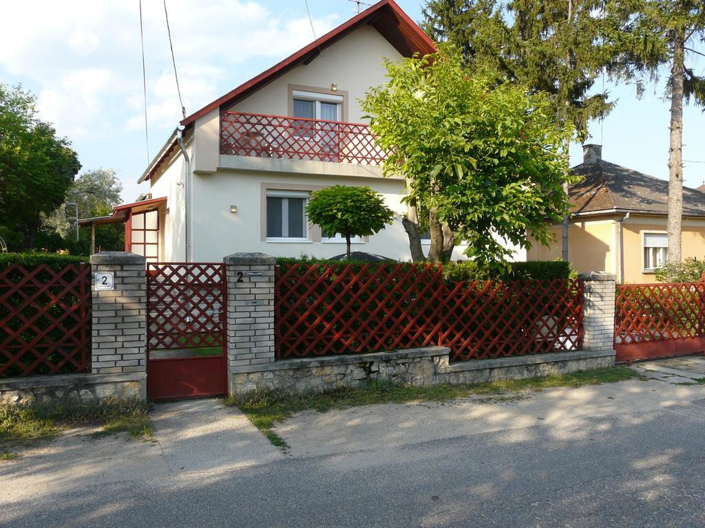 Tanay Vendégház Balatonfüred Kültér fotó